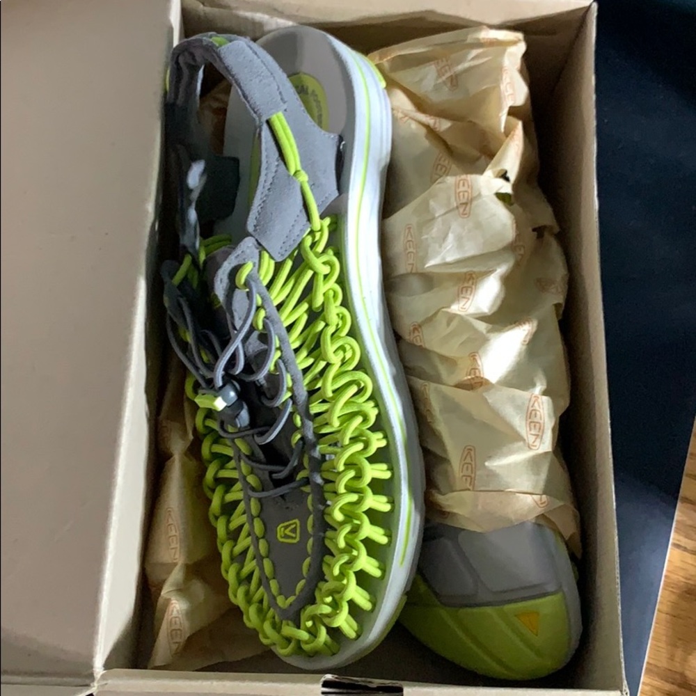 Keen  Gargoyle/Beight Chartreuse UNKEEN size 10